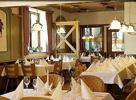 Bayerischer Hof Hotell 2*