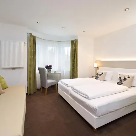 Hotell Bayerischer Hof 2*